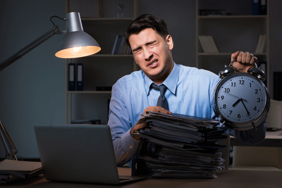 Direito Trabalhista em Feriados e Horas Extras: Um Guia Completo